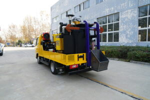 Asphalt Pavement Hot Recycling Machine  On-Site Heating & Recycling Solution for Rapid Pothole Repair  What Is Asphalt Pavement Recycling Technology?  Asphalt pavement recycling technology refers to the process of reclaiming and reusing deteriorated asphalt pavement materials that no longer meet service requirements.  Through milling, excavation, crushing, screening, and reheating, reclaimed asphalt pavement (RAP) is blended with new aggregates, fresh asphalt binder, and rejuvenating agents (if required) to produce a recycled asphalt mixture with reliable road performance. This recycled material can be reused for surface courses, base layers, and other pavement structures.  With the continuous expansion of road networks worldwide, pavement maintenance pressure is increasing rapidly. Potholes are one of the most common and hazardous asphalt pavement distresses. If not repaired in time, potholes can expand quickly under heavy traffic loads and rainwater infiltration—significantly increasing maintenance costs and posing serious safety risks to road users.  In many regions, road authorities require that “potholes must not remain overnight.” This makes a mobile, on-site asphalt hot recycling machine essential for modern road maintenance operations.